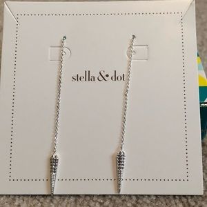 Stella and Dot Earrings